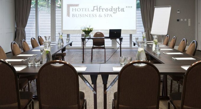 Choose the best conference room for your company