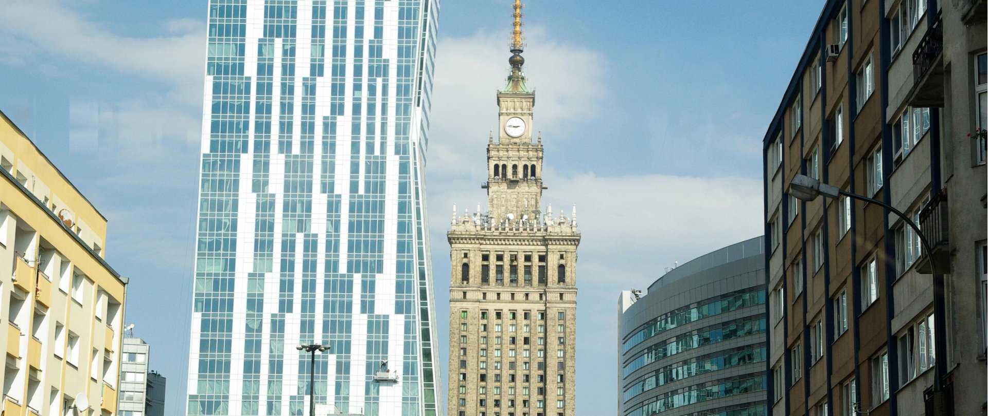 Hotele 3-gwiazdkowe w Warszawie – jak znaleźć idealne miejsce na nocleg?