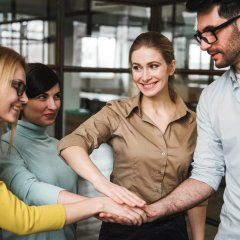 Integracja firmowa w Warszawie – gdzie i jak zorganizować udane wydarzenie?