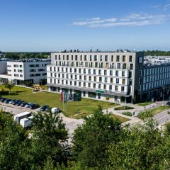 Idealny start wakacji: nocleg przed wylotem – jaki hotel przy lotnisku Chopina wybrać?