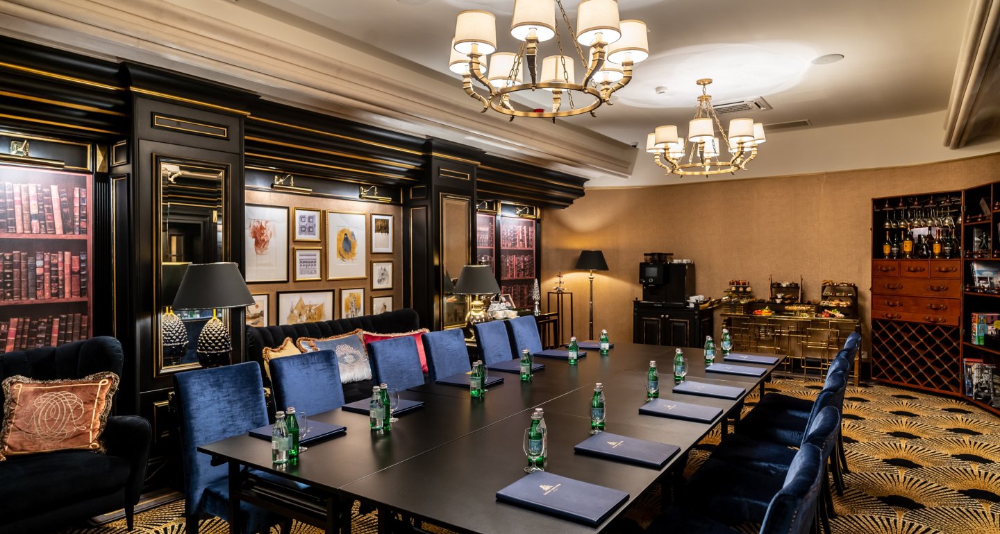 stylowa sala konferencyjna