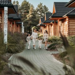 Wakacje w Bacówce – zobacz, co czeka na Twojego malucha!