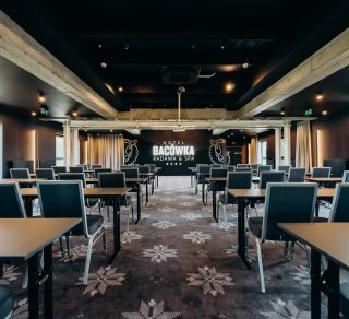 Biznes w rytmie slow. Odkryj nowe Centrum Konferencyjno-Eventowe w Hotelu Bacówka Radawa & SPA****