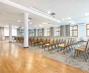 <p>Wyjątkowe<br />
Konferencje</p>
