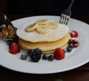 ANNEHMLICHKEITEN IM CHARLOTTA RESTAURANT