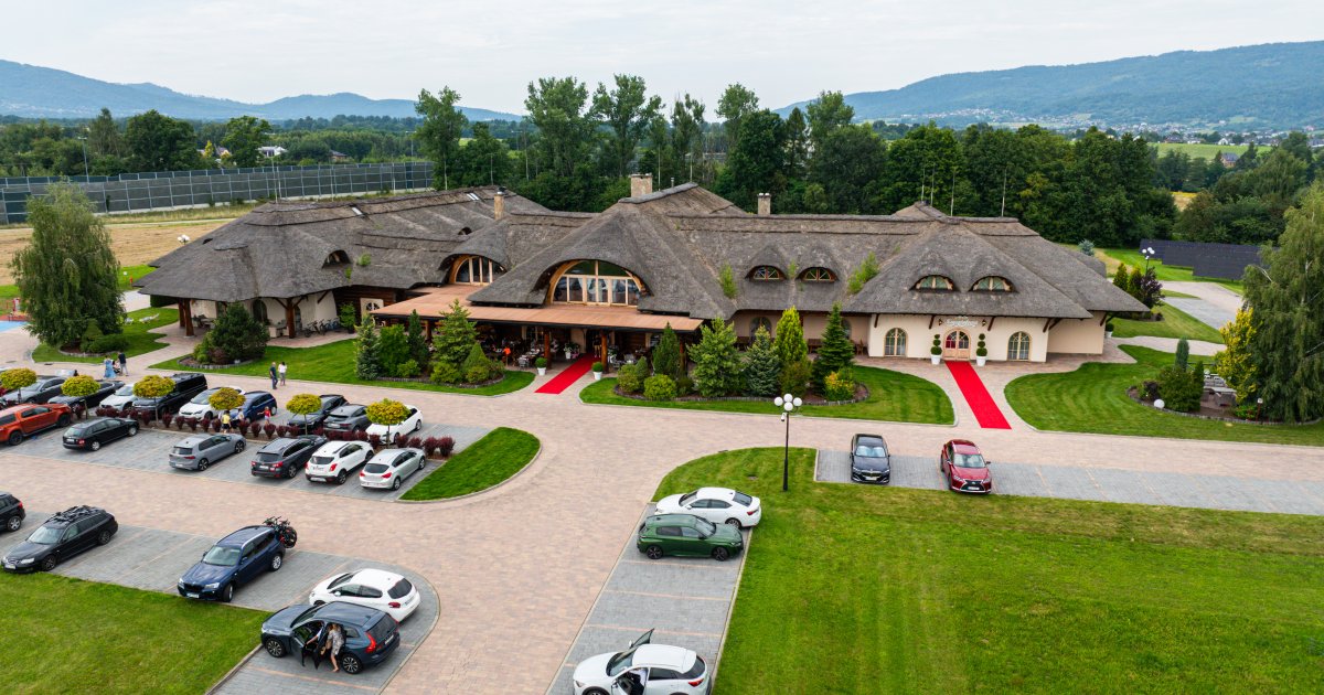 Dworek G&oacute;ralski Restauracja i Hotel