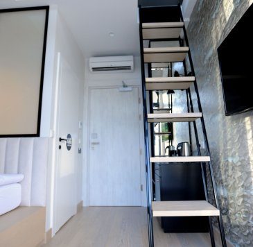 Рядом с пляжем