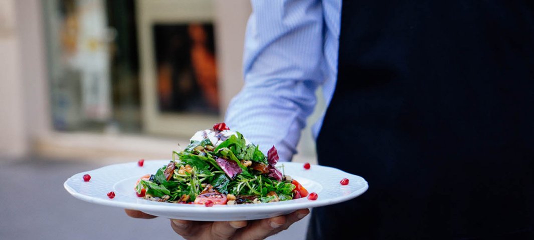 Oferta pracy - kelner, barman