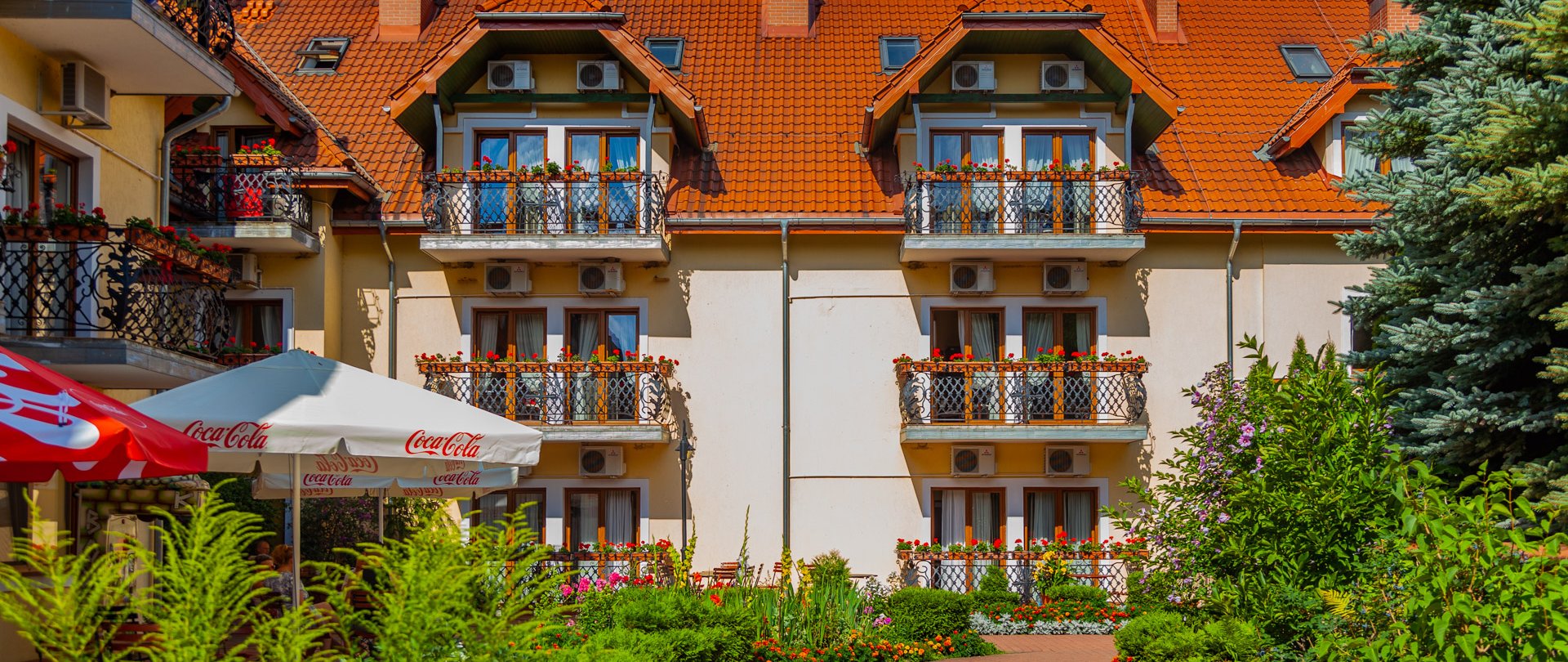 Кто может остаться на ночь в отеле?