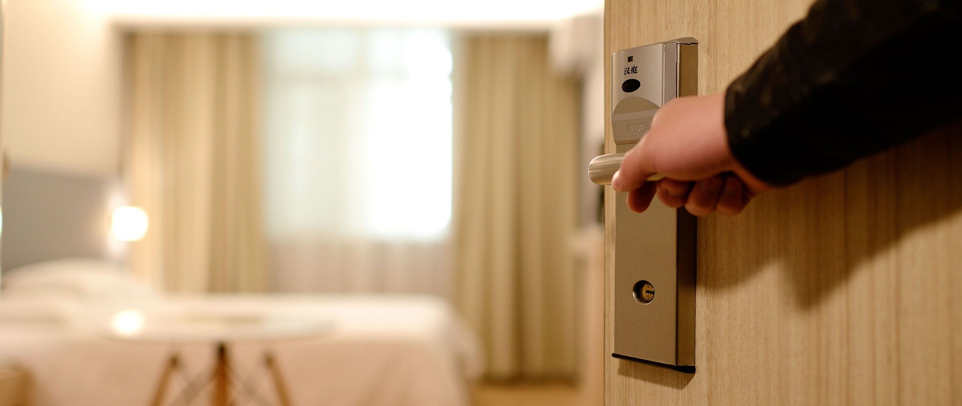 Dlaczego warto rezerwować nocleg bezpośrednio w hotelu?