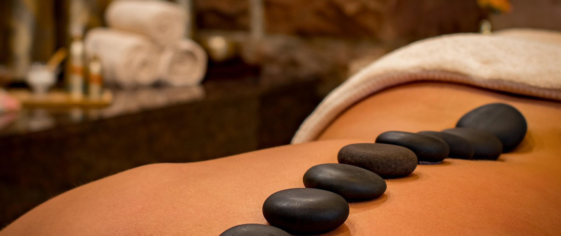 Na jakie zabiegi SPA warto pójść podczas pobytu w hotelu w Mikołajkach?