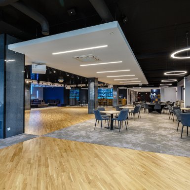 Klub nocny i kręgielnia