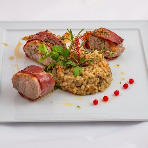 Siehe die Speisekarte des Restaurants