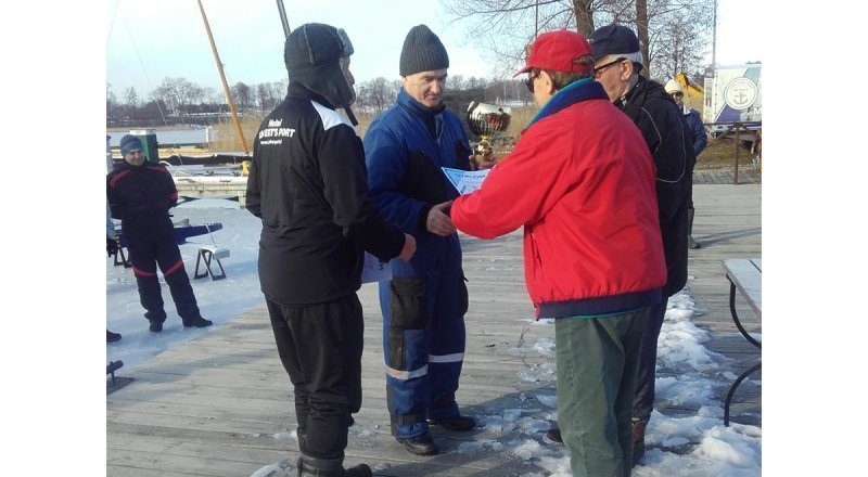 Załogi Hotelu Robert's Port bezkonkurencyjne w bojerowej klasie Monotyp XV