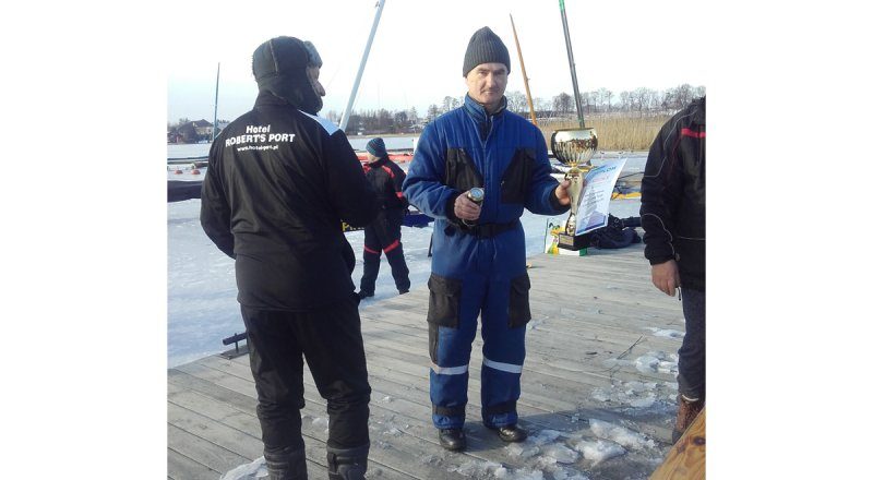 Załogi Hotelu Robert's Port bezkonkurencyjne w bojerowej klasie Monotyp XV