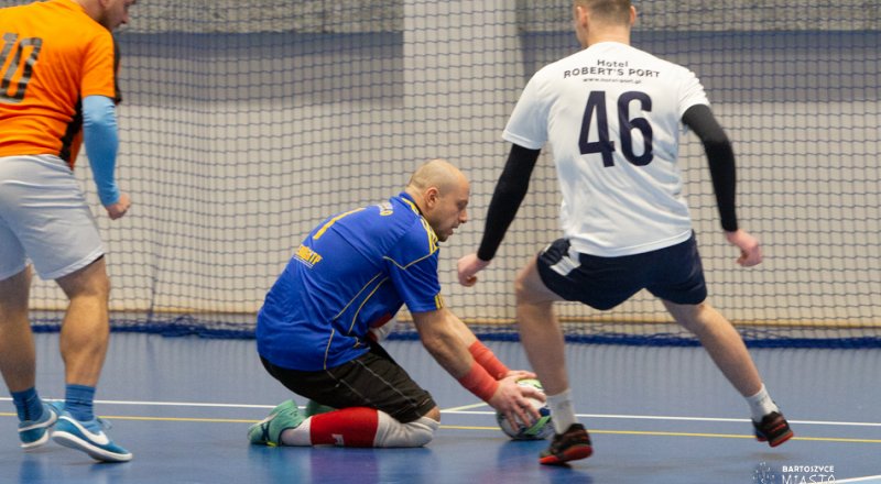 Second place for the Robert's Port Hotel football team