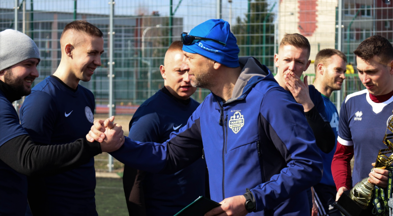 Порт-отель Роберта с Суперкубком Лося!