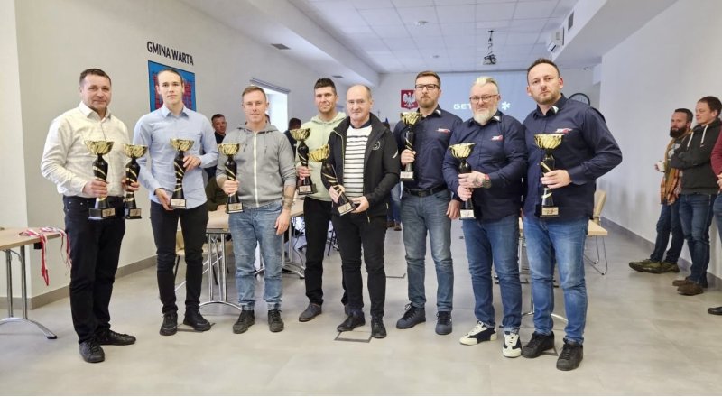 Robert's Port Hotel crew officially with the 2023 Polish Cup in the Omega class