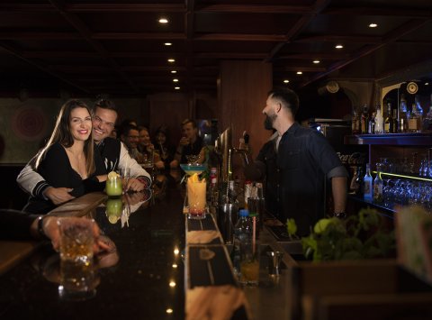 ​Carski Pub chwilowo nieczynny – zapytaj  o szczegóły.