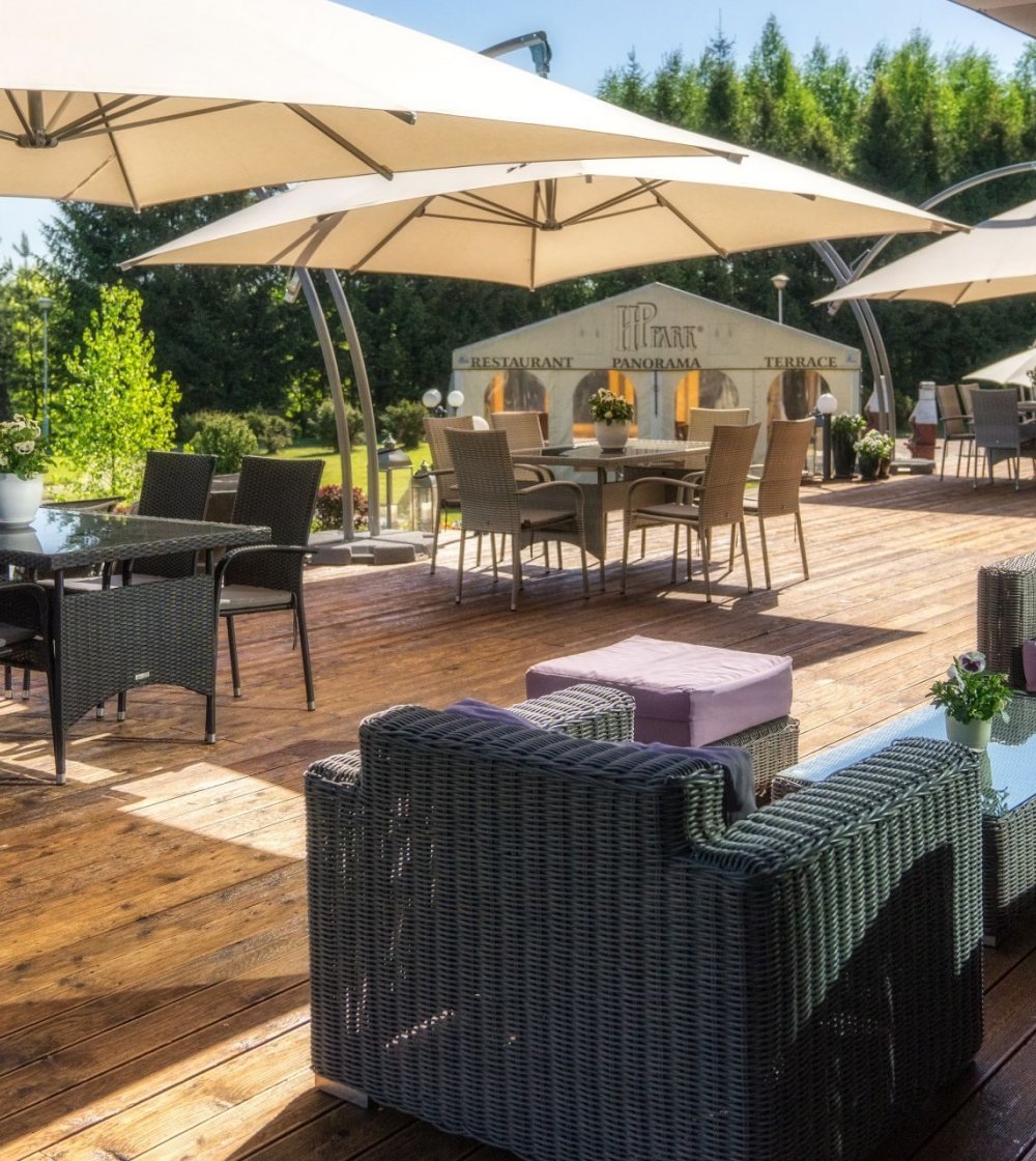 A meal in green surroundings