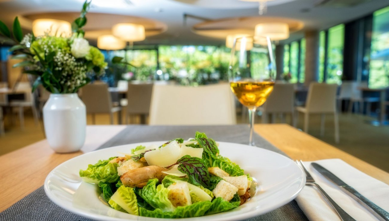 Luxusbankette in klimatischer Umgebung