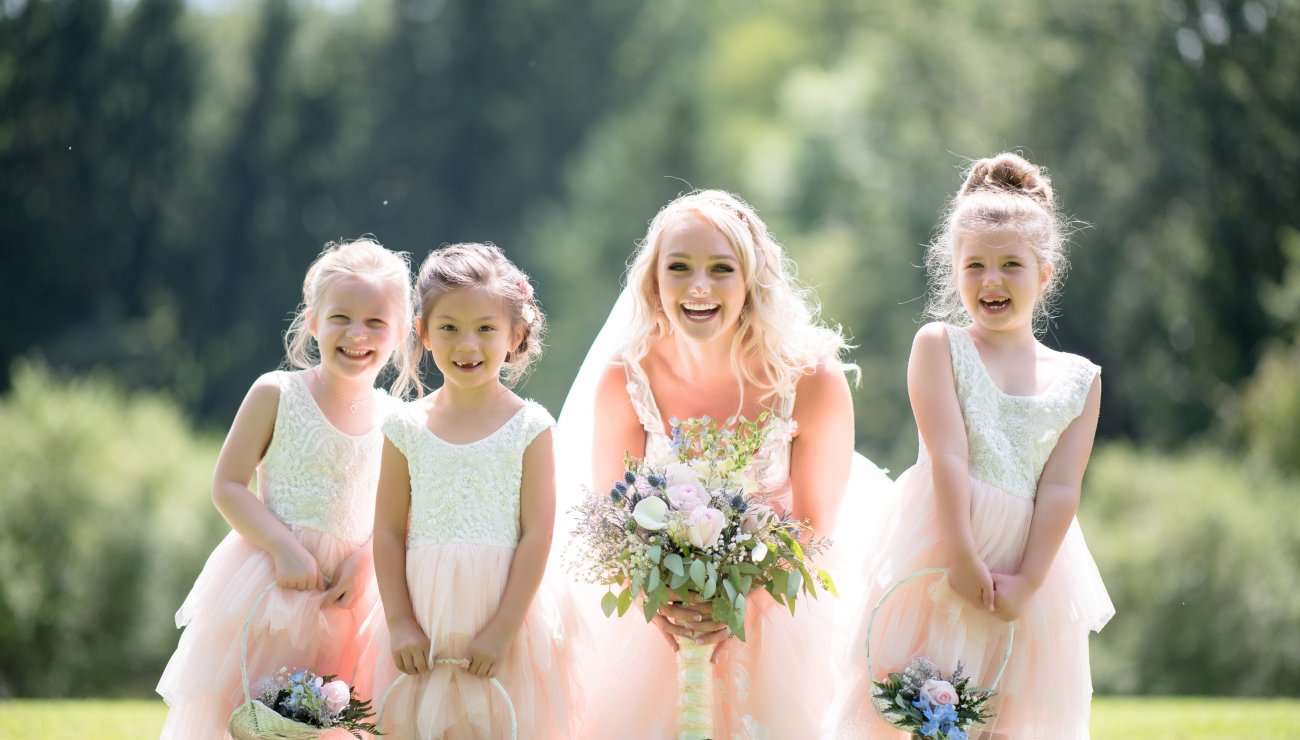 Złóż przysięgę małżeńską w ogrodzie