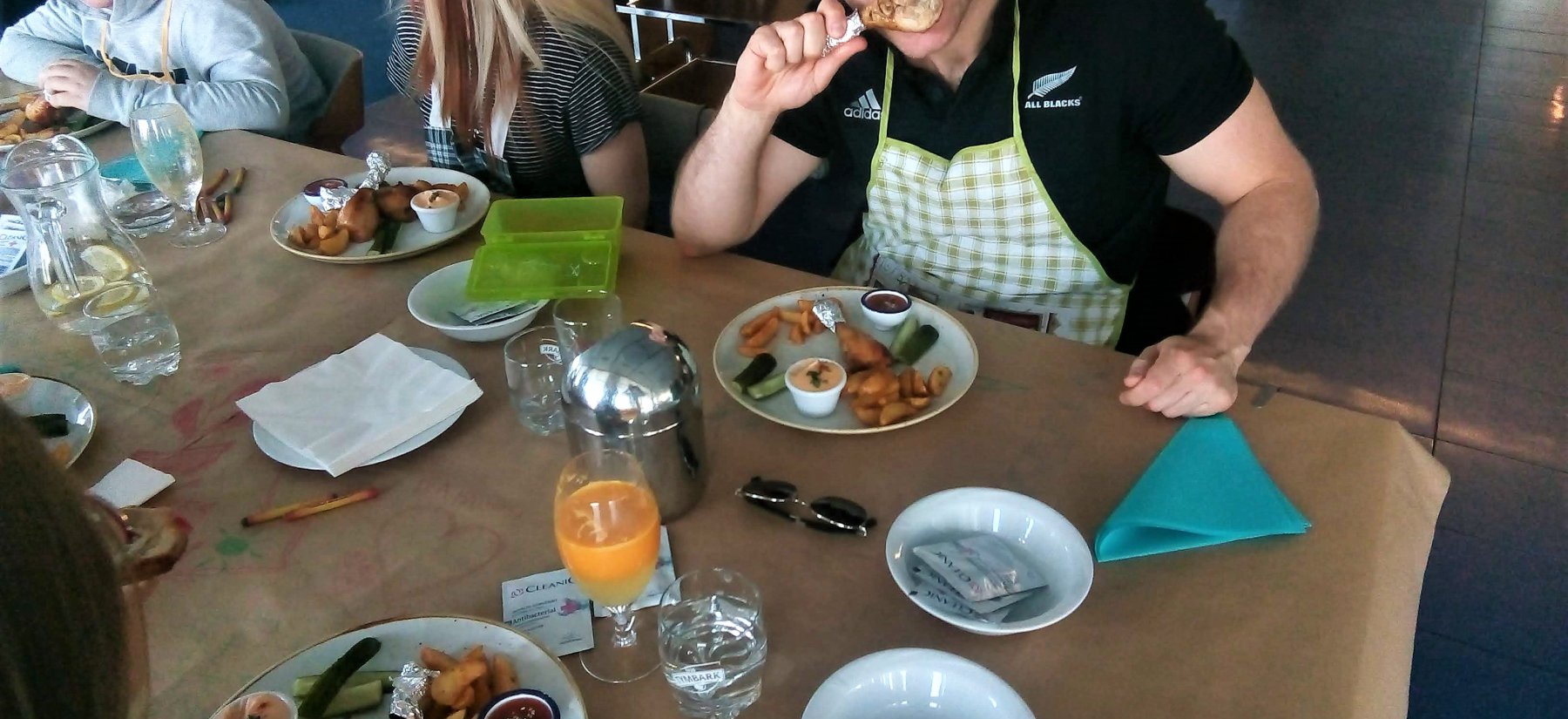 Without a knife and fork