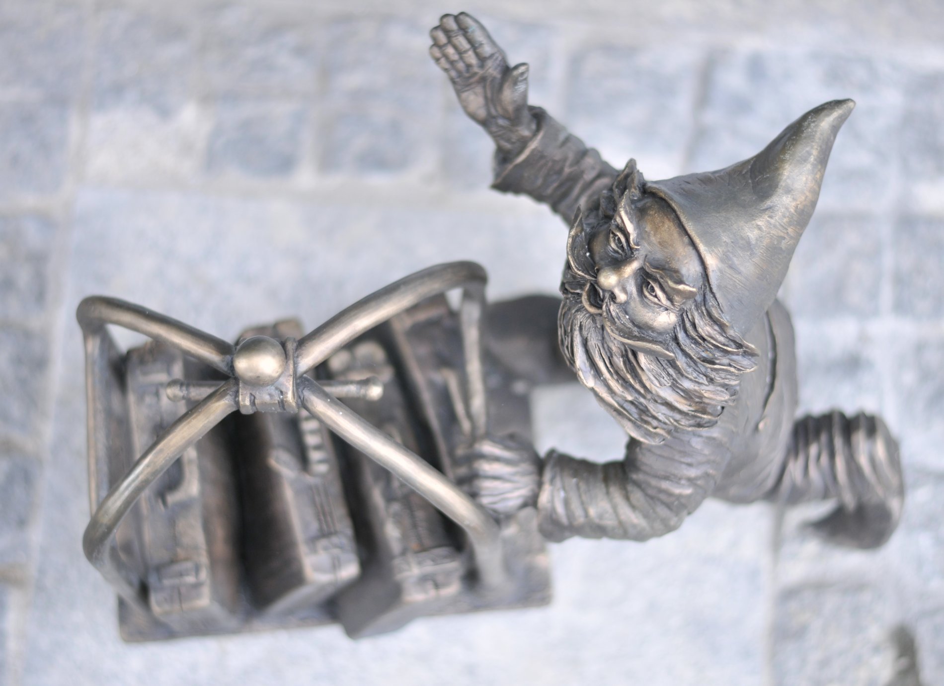 We are at your disposal : 