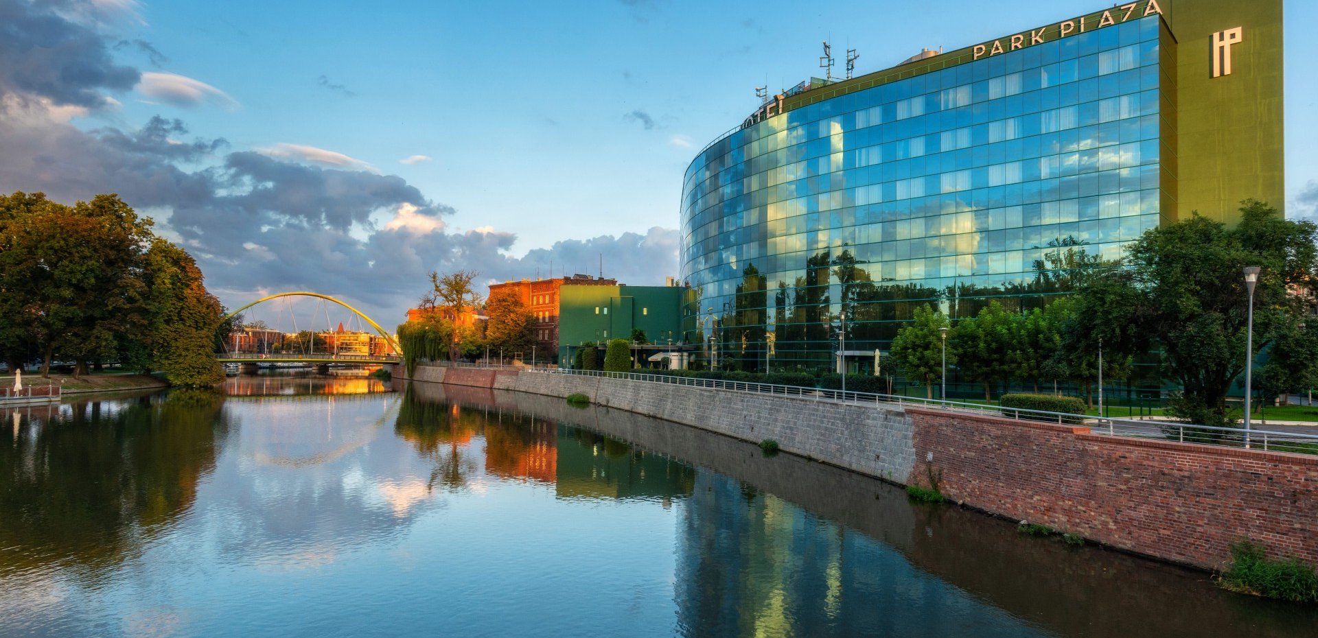 Rezerwuj bezpośrednio na naszej stronie i oszczędzaj