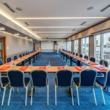 Konferencje & szkolenia