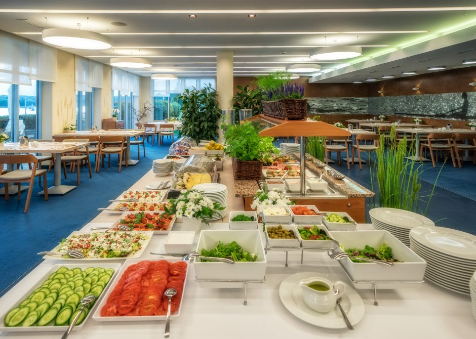 Прекрасный вид на озеро