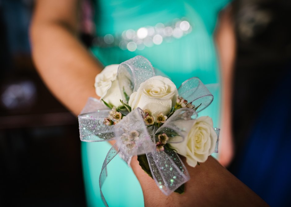 Studniówka z widokiem na jezioro