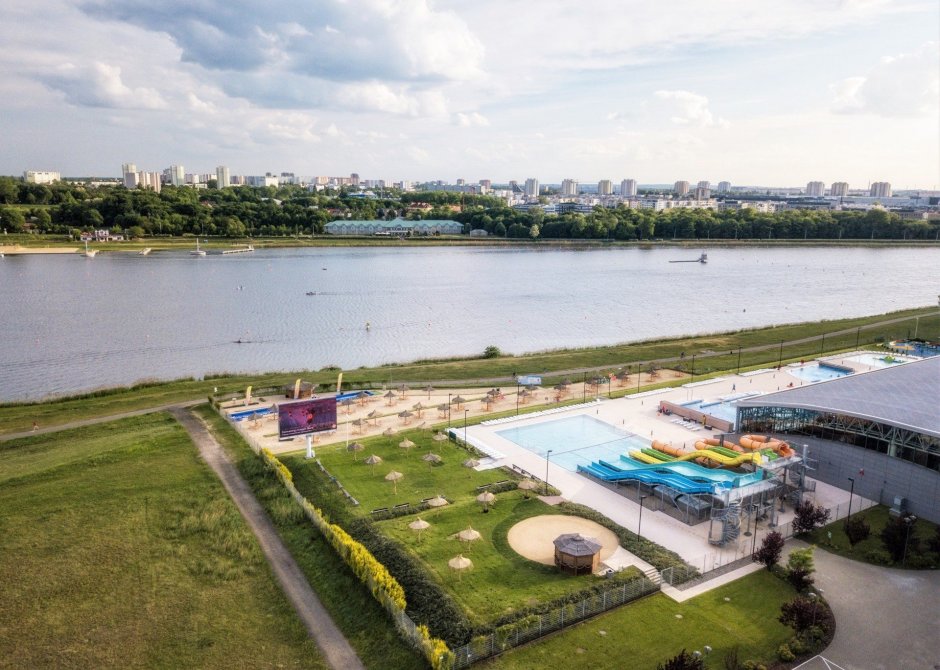 Ein Hotel am Posener Malta-See