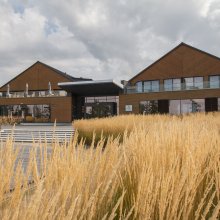 Hotel nad jeziorem czy w górach – gdzie lepiej odpoczniesz?