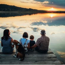 Hotel nad jeziorem czy w górach - co lepsze dla dzieci?