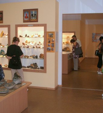 Museum of Minerals and Fossils