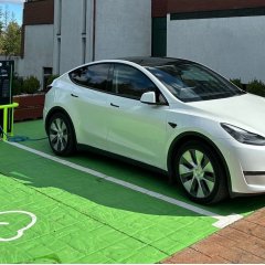 Stacja ładowania aut elektrycznych