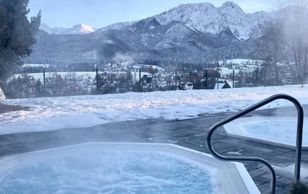 Winter Holidays at a Ski-in / Ski-out Hotel – Discover Bachleda Hotel Kasprowy