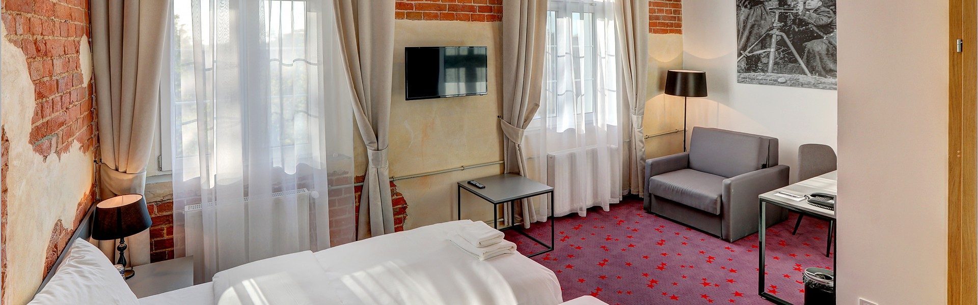 Koszary Arche Hotel,  Góra Kalwaria