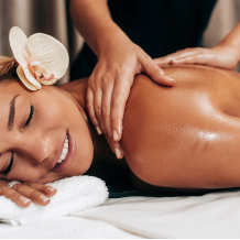 Immerse Yourself in Deep Relaxation with Our Special Massage Offers!