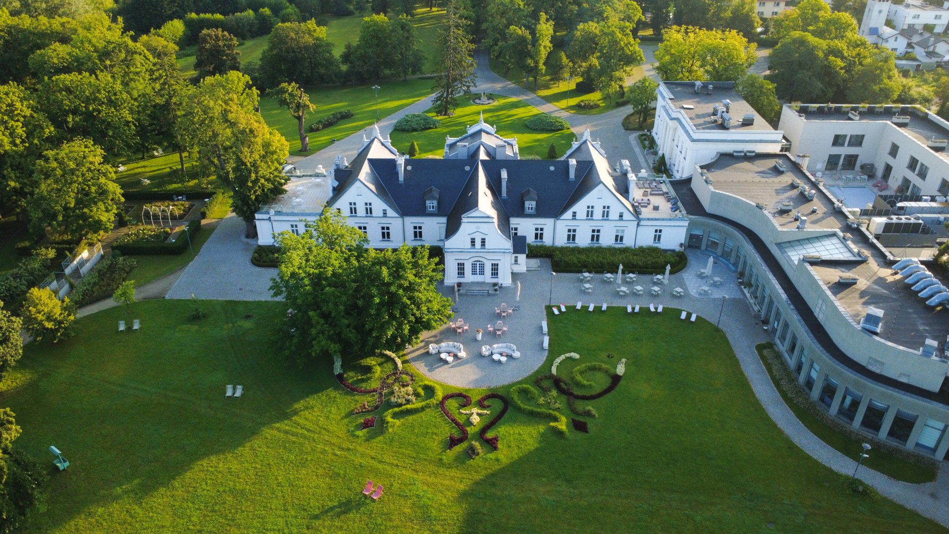 Pałac Romantyczny, Turzno