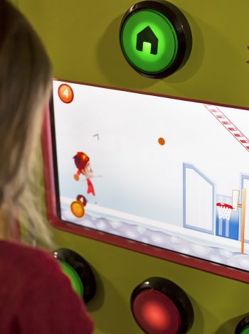 Интерактивный уголок