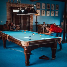 SALA PLAYROOM - BILARD 