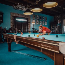 SALA PLAYROOM - BILARD 