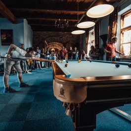 SALA PLAYROOM - BILARD 