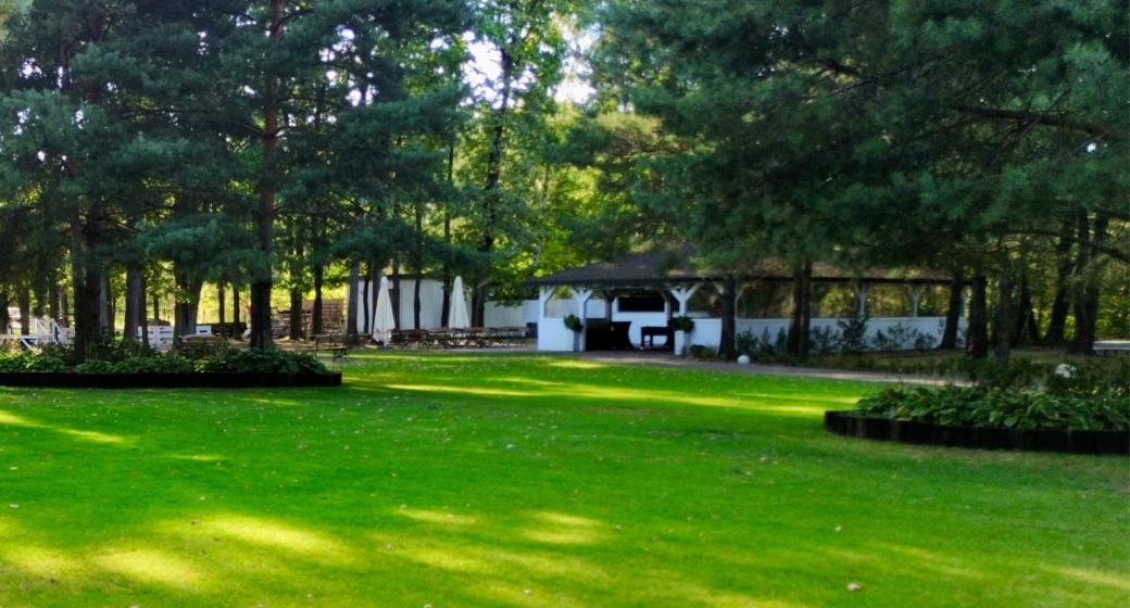 <span>Green</span> area