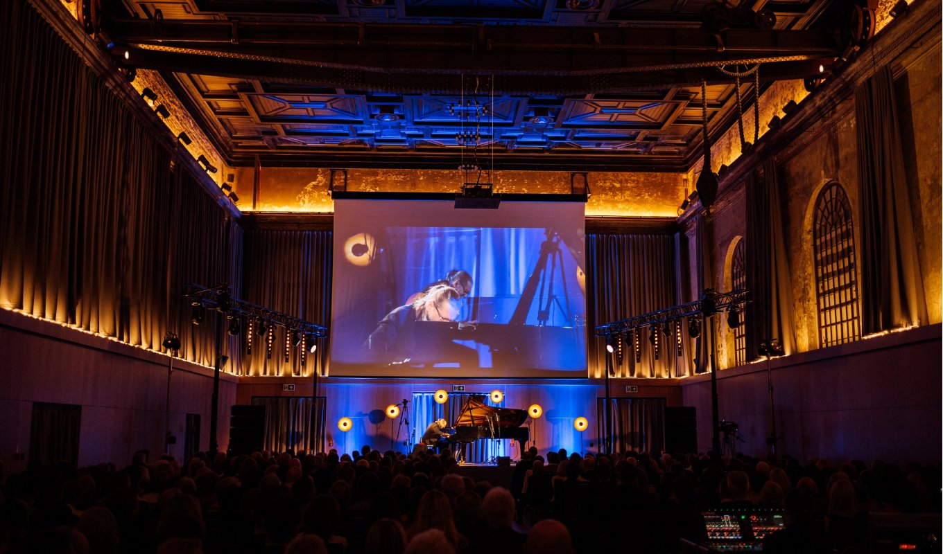 Leszek Możdżer w pabianickiej Pawelanie 