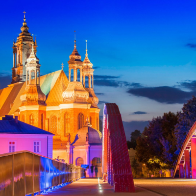 Wieczory i noce w Poznaniu – wyjątkowe atrakcje i komfortowe noclegi
