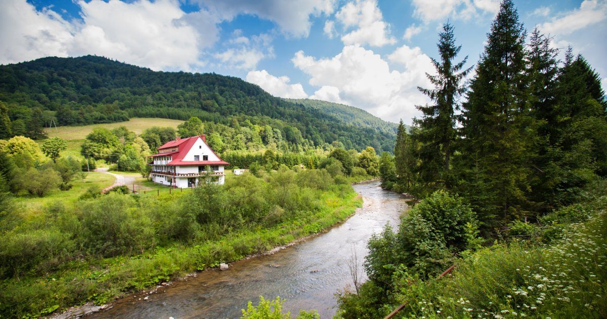 Hotel Arłam&oacute;w