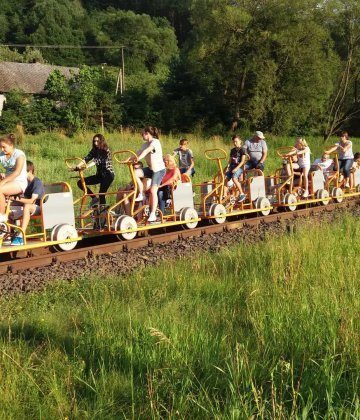 Bieszczadzkie Drezyny Rowerowe w Uhercach Mineralnych